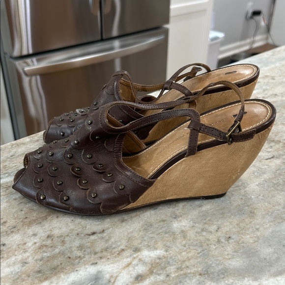 Schuler & Sons Shoes - Schuler & Sons Philadelphia peep toe wedge shoes size 40 buckle strap brown